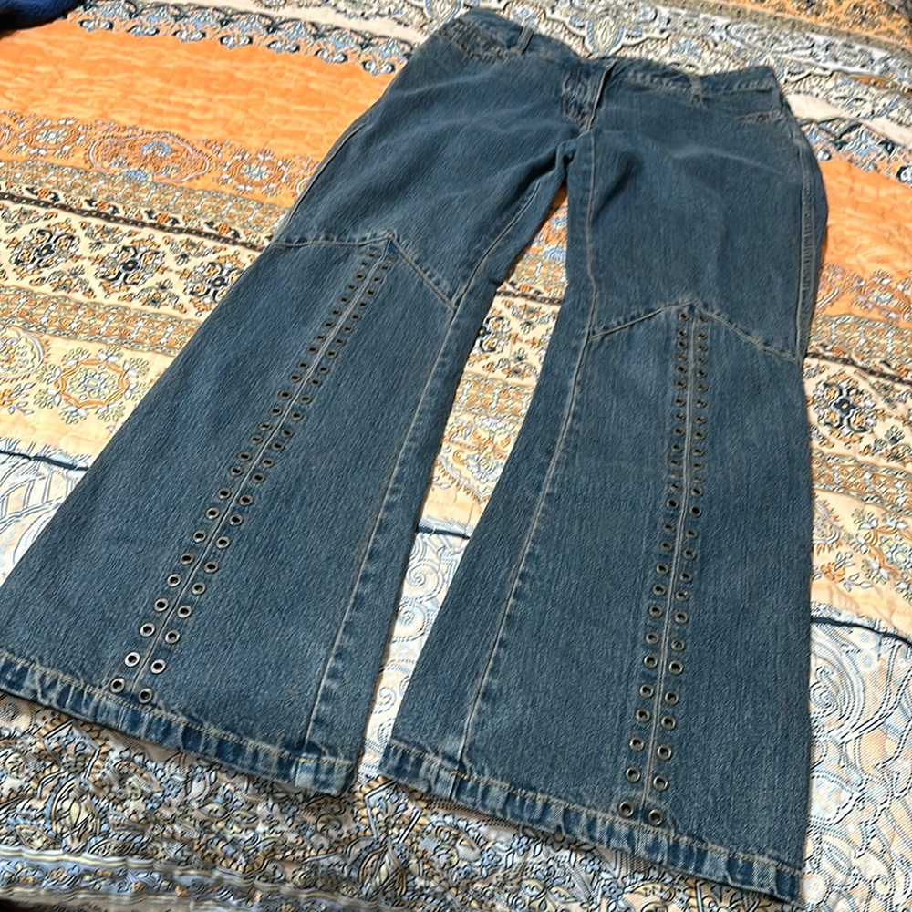 R wear size 9 eyelet laden wide legged jeans gently used and loved!